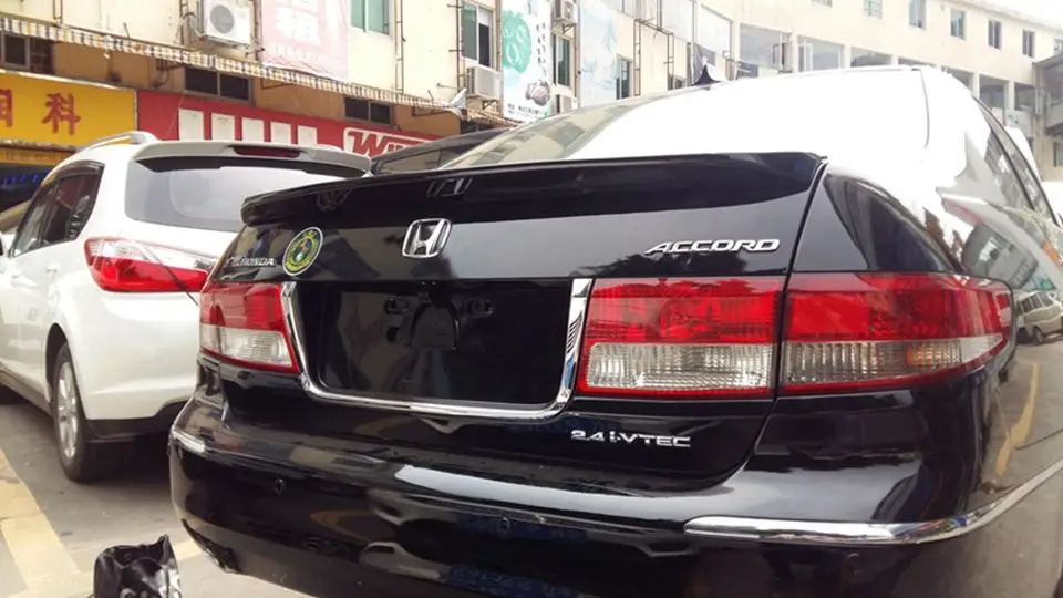 Используется для honda accord спойлер 2003-2005 высокого качества ABS Материал окрашенный