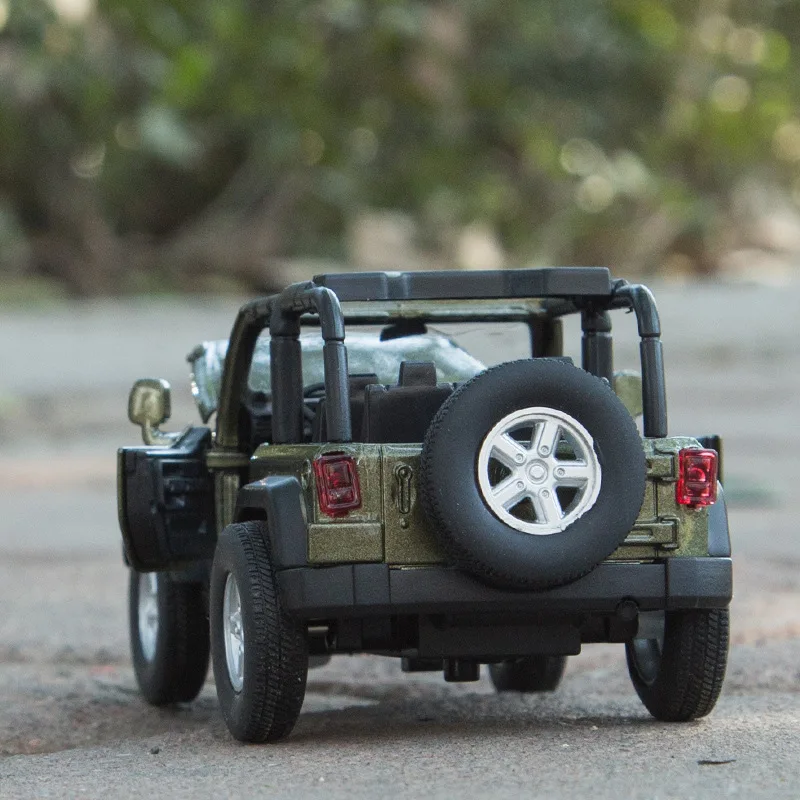 1:32 Литой Сплав литой с звуком и светильник модель автомобиля дети автомобиль