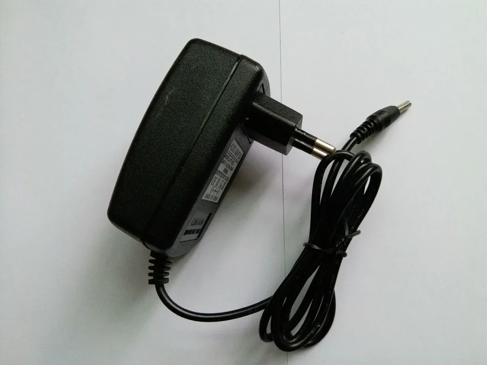 Универсальное сетевое зарядное устройство 5 в 3 А для Prestigio SmartBook 141C psb141c01bfh _ BK|charger