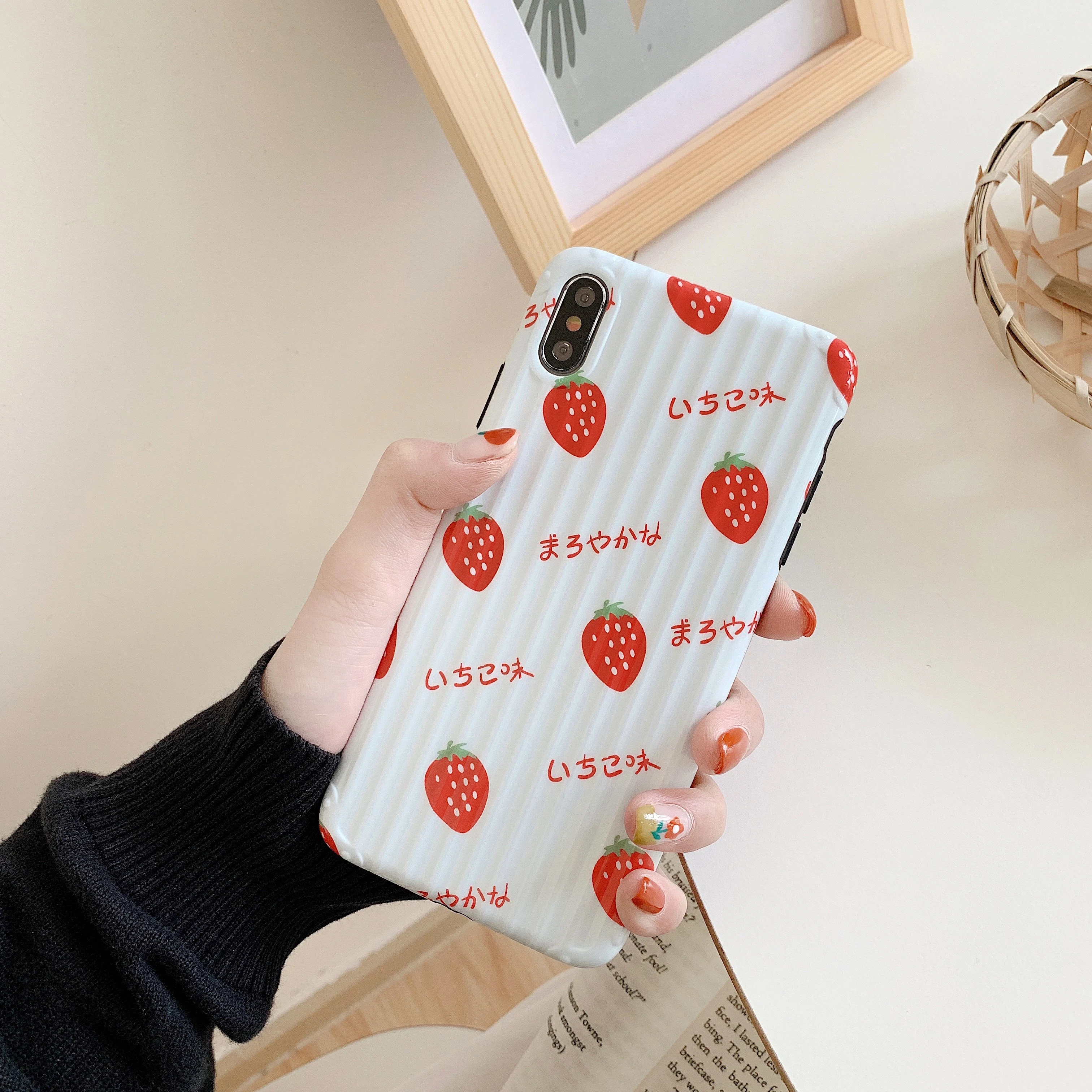 Luxury Lovely Strawberry Phone Case For iphone XR X XS Max 6 6s 7 8 Plus Fashion Silicon Soft Back Cover Capa |
