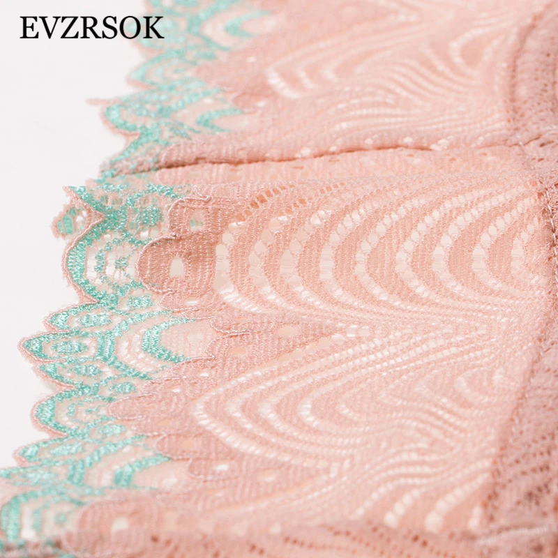 2019 Новое поступление бюстгальтер с вырезами зеленый вышивкой комплект нижнего