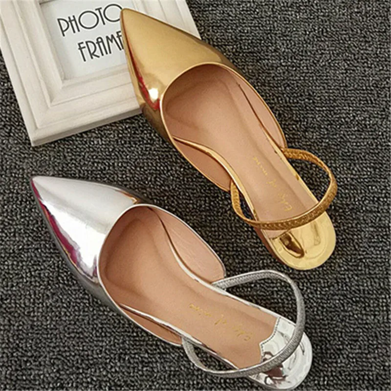 Сандалии женские с ремешком сзади босоножки острым носком плоская подошва туфли