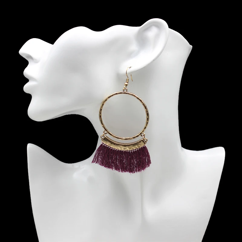 Полые большие круглые серьги с крупными кисточками в стиле ретро панк