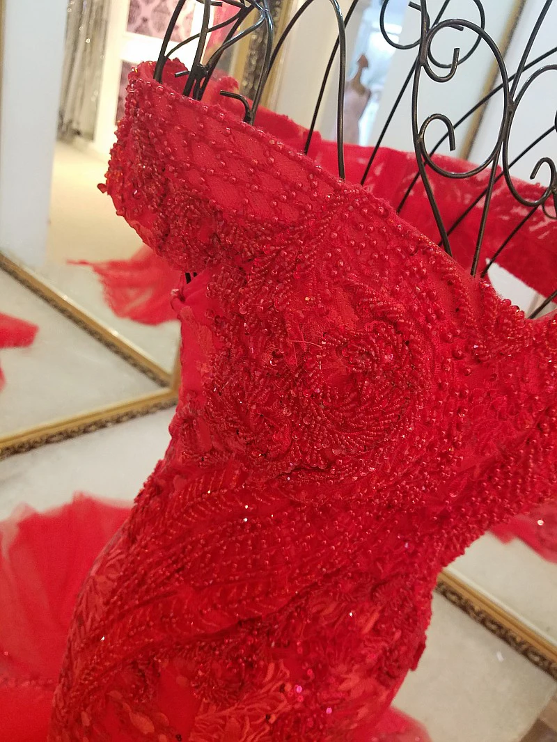 Красное свадебное платье Элегантное Тюлевое кружевное с открытыми плечами