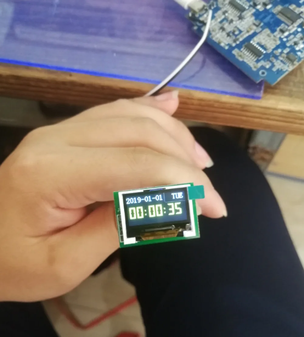 0 96 дюймовый цветной OLED анализатор музыкального спектра с часами MP3 Усилитель