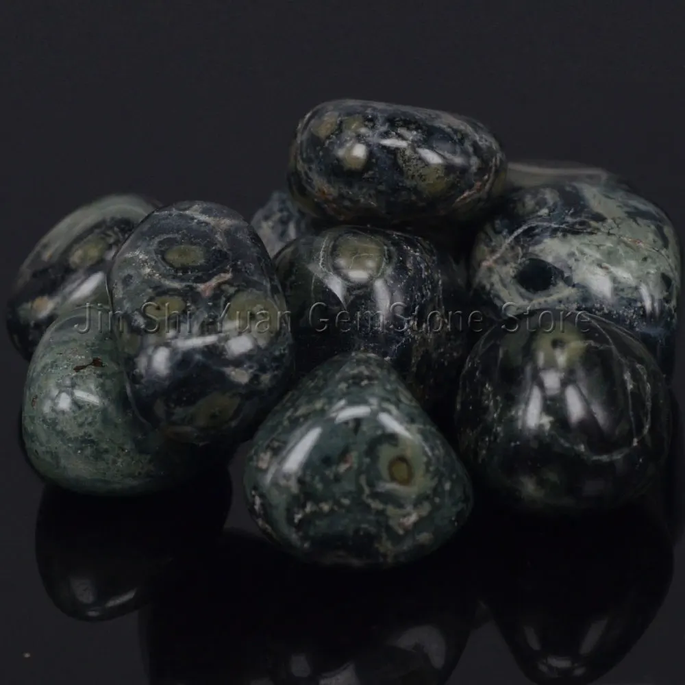 Навалом сваленный зеленый камбаба Джаспер камень из Южной Африки натуральный