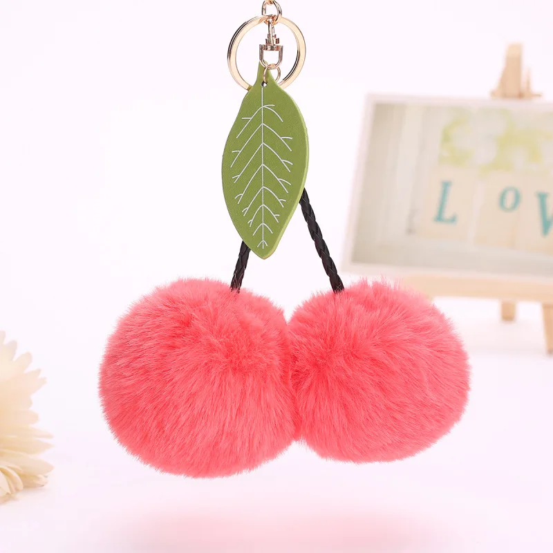 Брелок из кроличьего меха 8 см с листьями и помпонами пушистые брелки помпоном