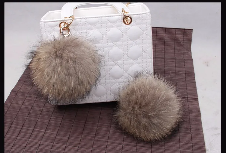 2016 Бренд новый дизайн Shoulderbag натуральный мех мяч брелок помпоном енот цепи