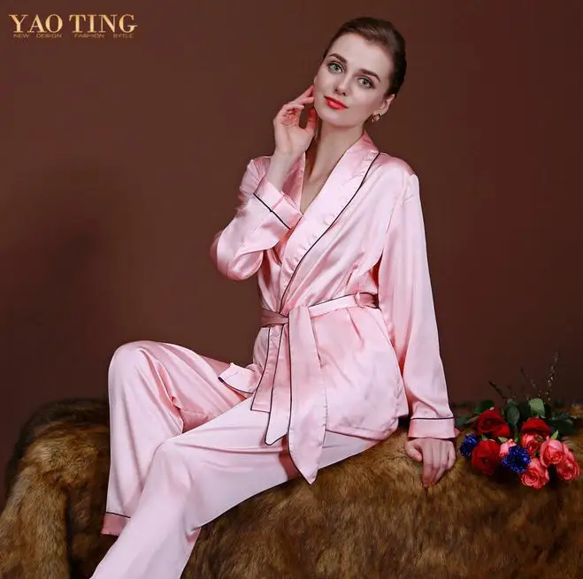 Фото Размер XL Pijama Ночная Рубашка Женщин С Длинными рукавами Платье Поясом Шелковый Размер XL Pijama Ночная Рубашка Женщин С Длинными рукавами Платье Поясом Шелковый
