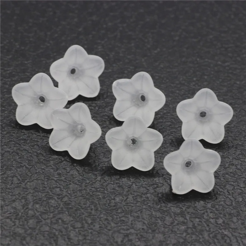 100 шт./лот белые акриловые разделительные бусины с лепестками листьев и цветов