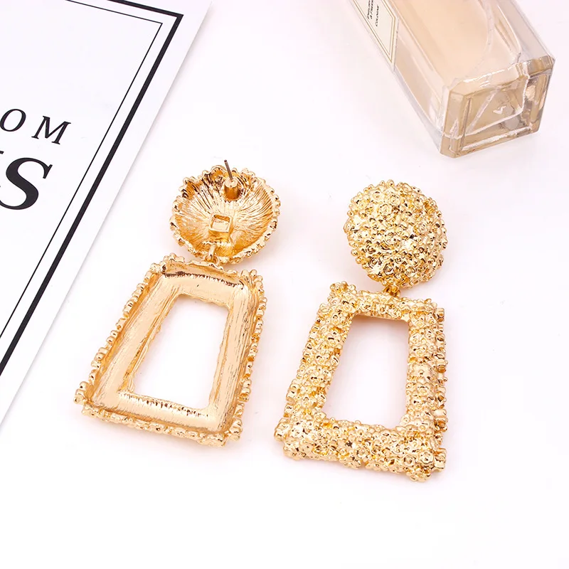 50 пар Преувеличенные матовые серьги-гвоздики для женщин металлические серьги