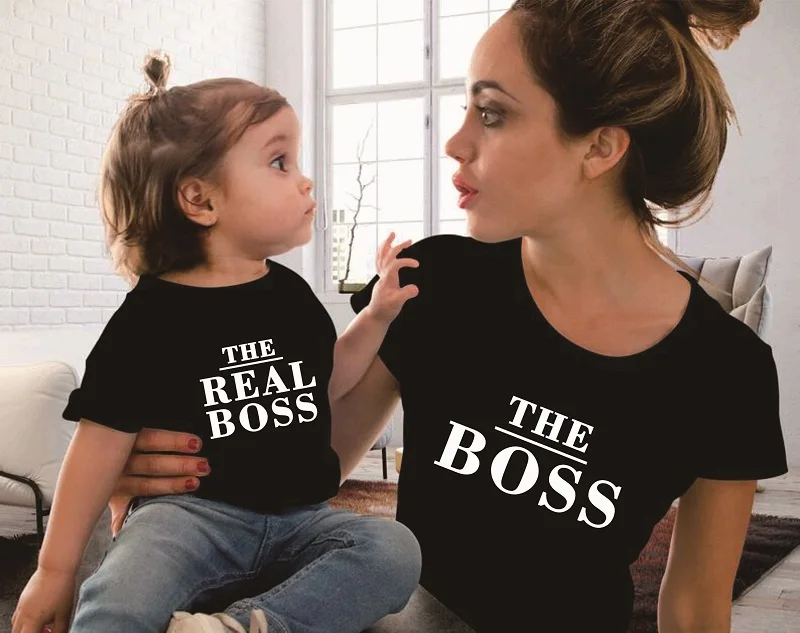 Комбинезон для младенцев с рисунком настоящего босса семейная подходящая