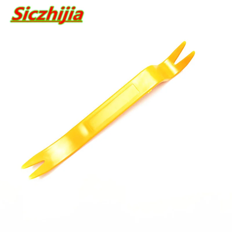 4. Инструменты для установки и снятия панели приборной автомобиля Mitsubishi