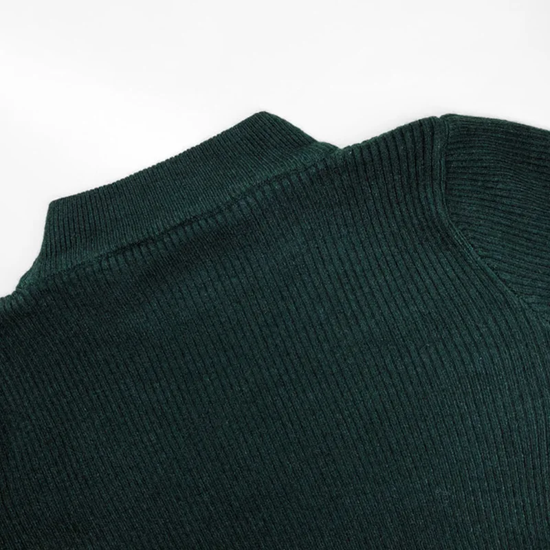 Женский вязаный свитер Wixra с длинным рукавом и золотыми кнопками теплый на зиму