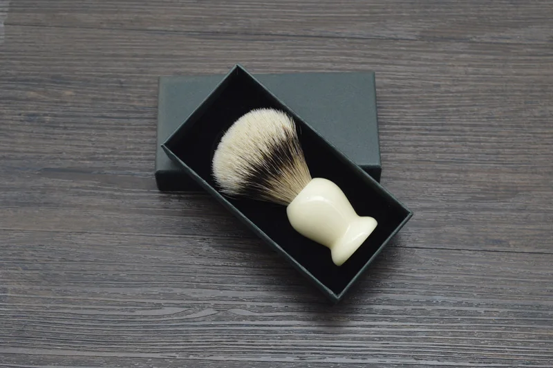 Dscosmetic Мужская кисть для бритья с белой ручкой из смолы Silvertip Badger Hair узлы