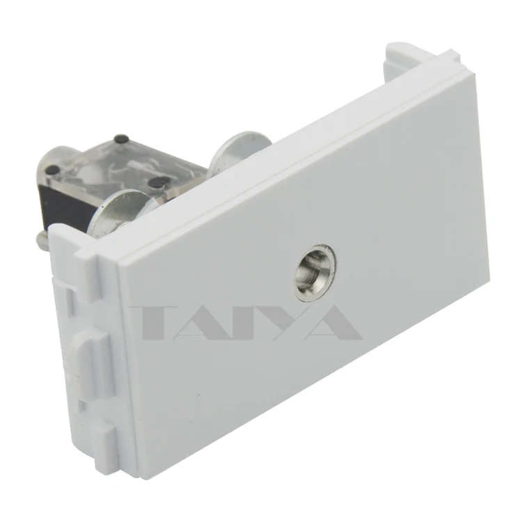 

3.5mm stereo Audio Wall plate with female to female connector