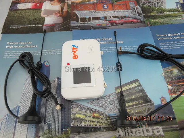 

Комплект маршрутизатора HUAWEI E5372s 4G LTE и 2 антенны 5 дБи-белый + плотный аккумулятор 3560 мАч