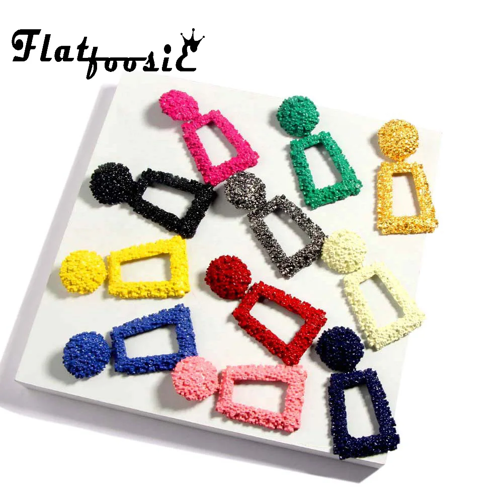 Женские крупные геометрические серьги Flatfoosie Модные металлические сережки