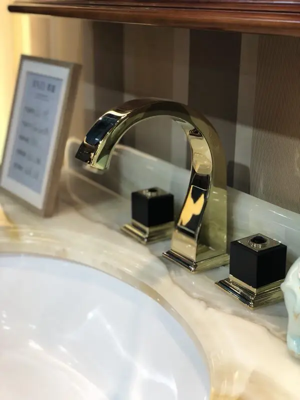 TI-GOLD PVD 8 дюймов 3 широкий с отверстиями ванная комната туалет раковина кран смеситель на бортике роскошный кран квадратный дизайн (art.: 7a8052e77) - 7a8052e77