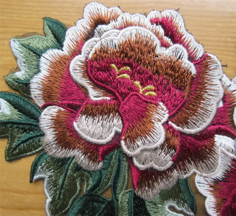 Кружева вышитые Шея воротник отделка Вышивка Патчи Ткани Роза аппликация одежды