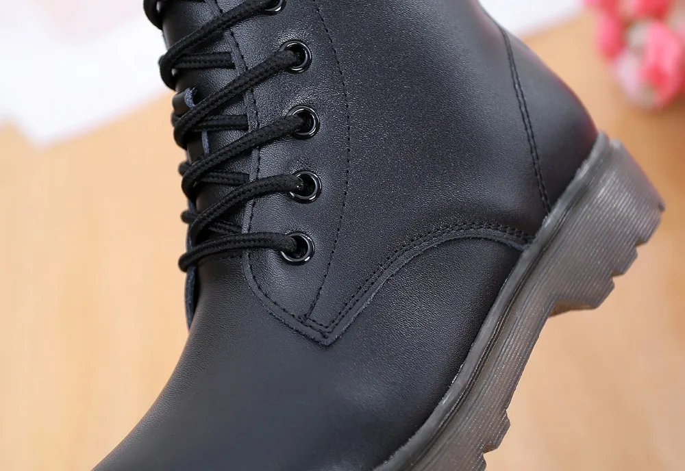 Детские ботинки из натуральной кожи; бархатные брендовые Модные ботильоны для мальчиков; зимние ботинки для малышей с мягкой подошвой в армейском стиле