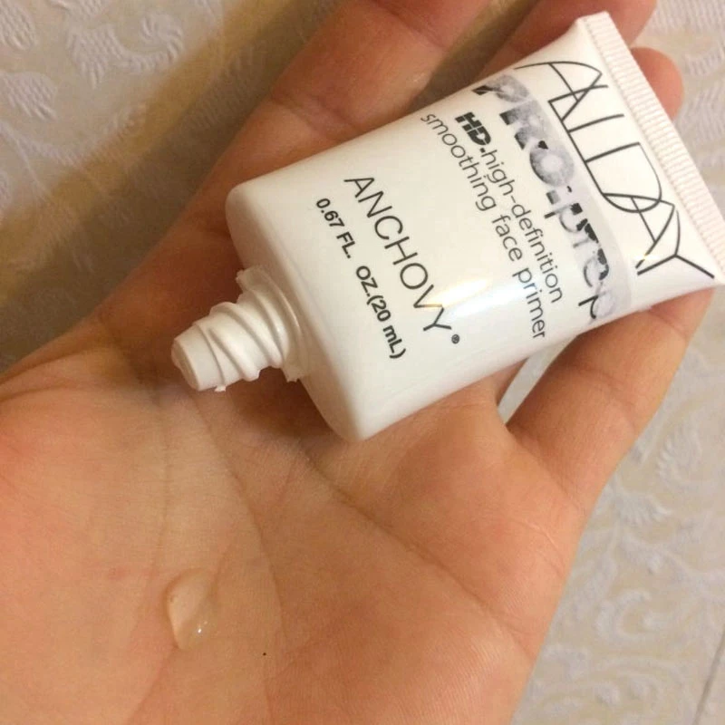 Грунтовка для макияжа контроль жирности натуральные невидимые поры тени век