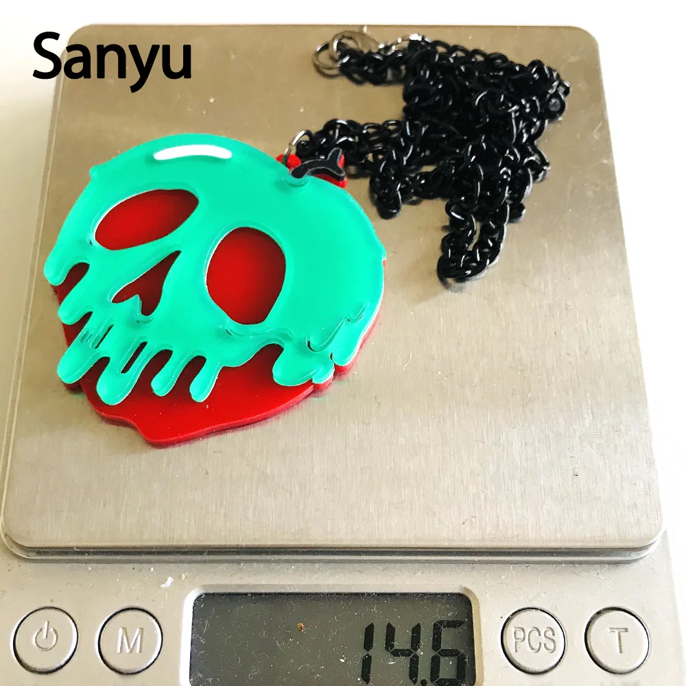 Halloween Creative Skull Acrylic Pendant Necklace Rotten Apple Cool Punk Fashion Acrylic Necklace Unisex Exaggerated Necklace
