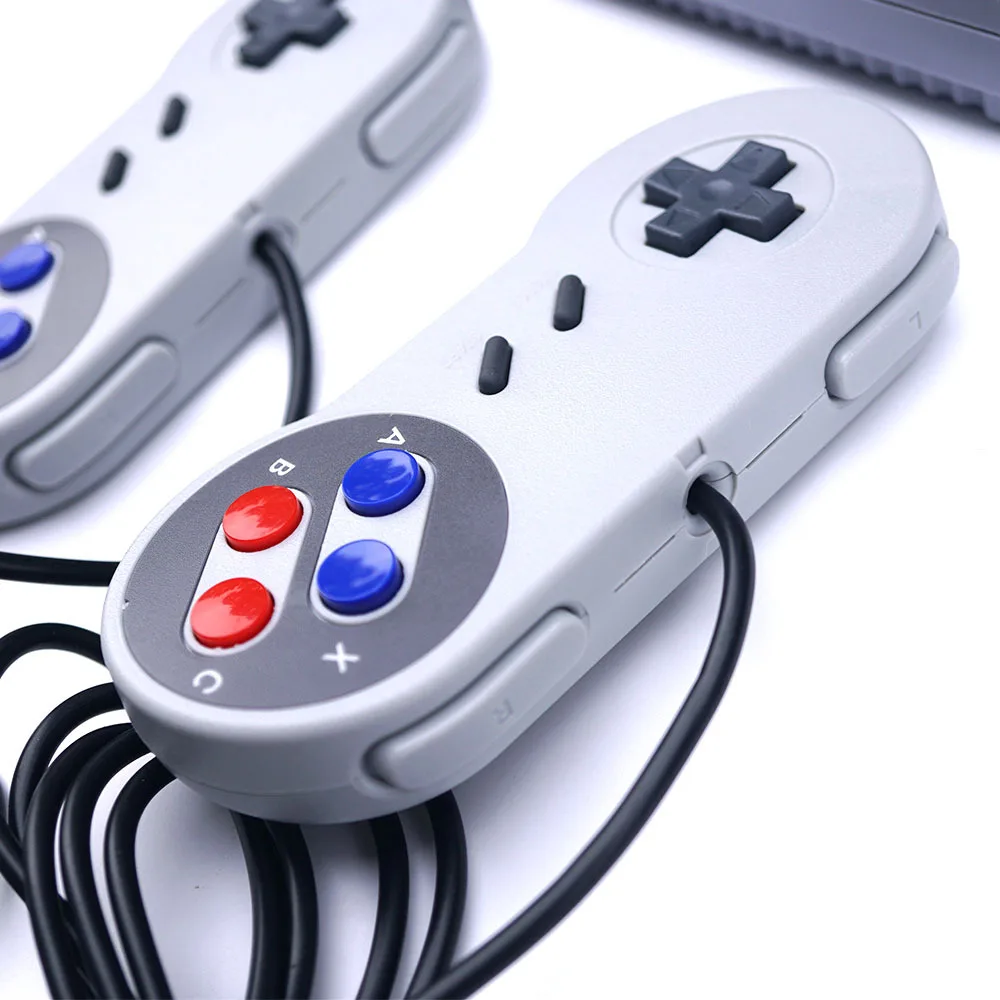 Стандартная игровая консоль с разрешением HD Out супериграми и играми SEGA 32 бита