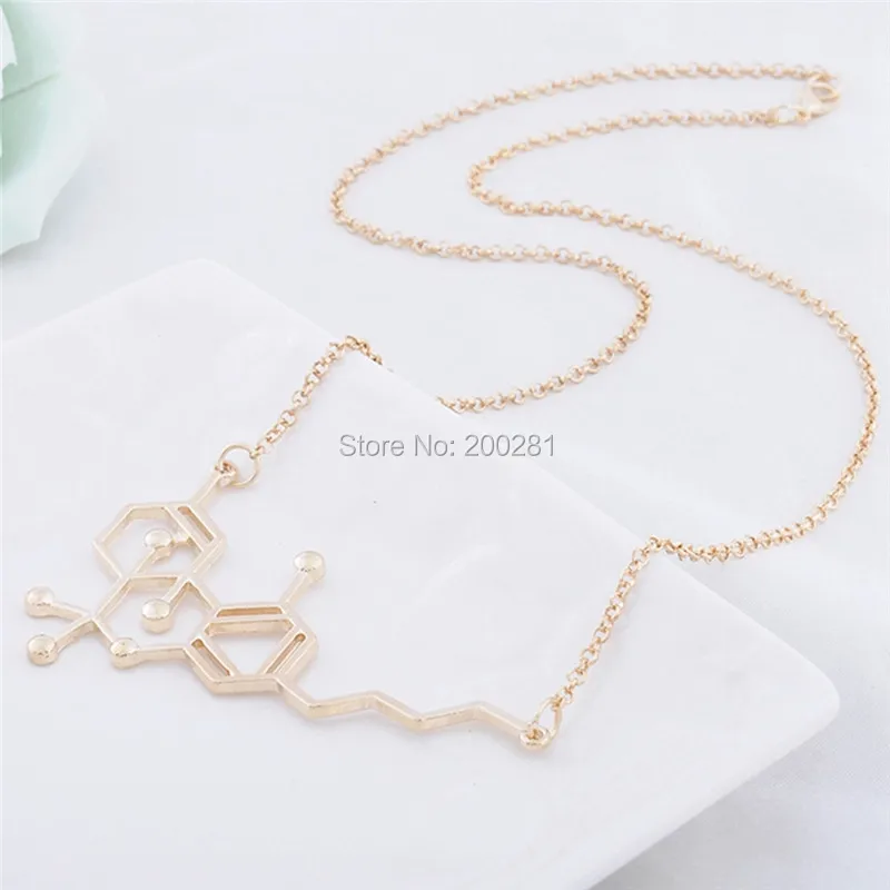 Цепочка чокер с кулоном в виде молекулы THC простой химический кулон золотистого и