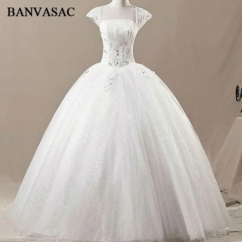 Банвасак 2017 новые элегантные свадебные платья с вышивкой без бретелек