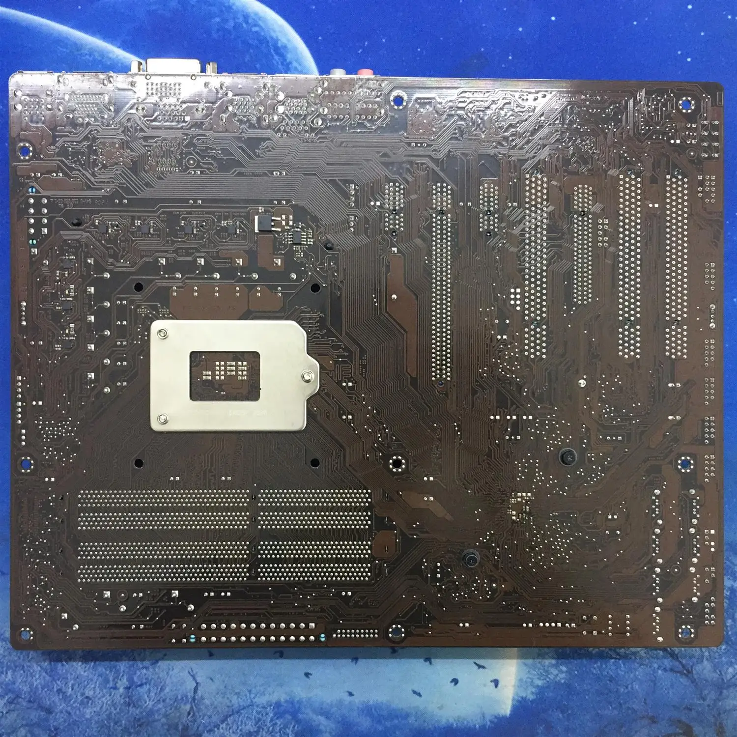 Материнская плата Asus P8H77-V LE H77 LGA 1155 22nm i3 i5 i7 DDR3 32 Гб SATA3 USB3.0 ATX | Компьютеры и офис