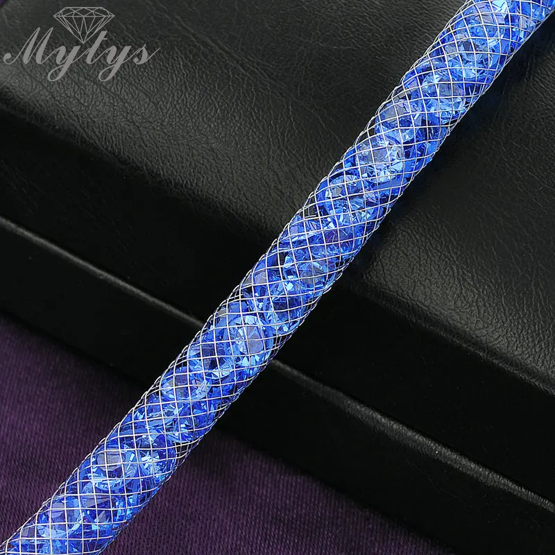 Женские браслеты Mytys из проволочной сетки с голубыми кристаллами классические