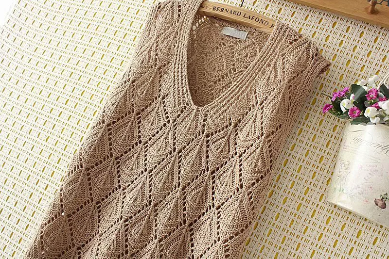 

Vintage Rhombus Hollow Out Women Knitted Vests V Neck Plus Size Colete feminino Sweater Waist Coat Tops