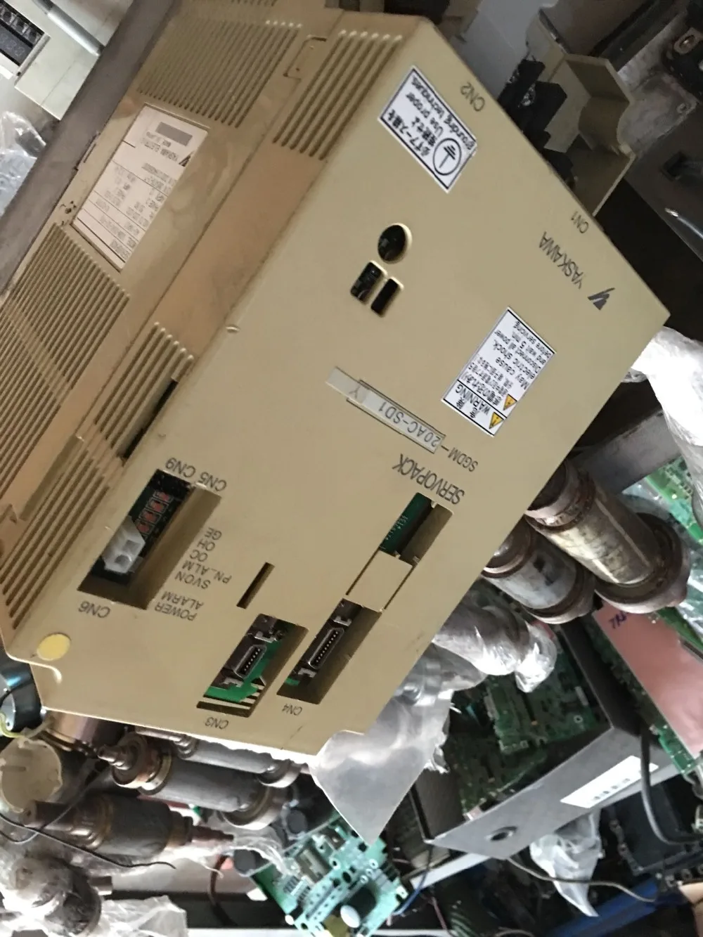 

Servo drive SGDM-20AC-SD1-PY8 , Used one , 90% appearance new , 3 months warranty , fastly shipping