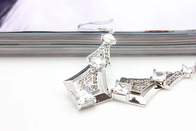 Модные женские Серьги серебряного цвета для женщин новые антикварные висячие