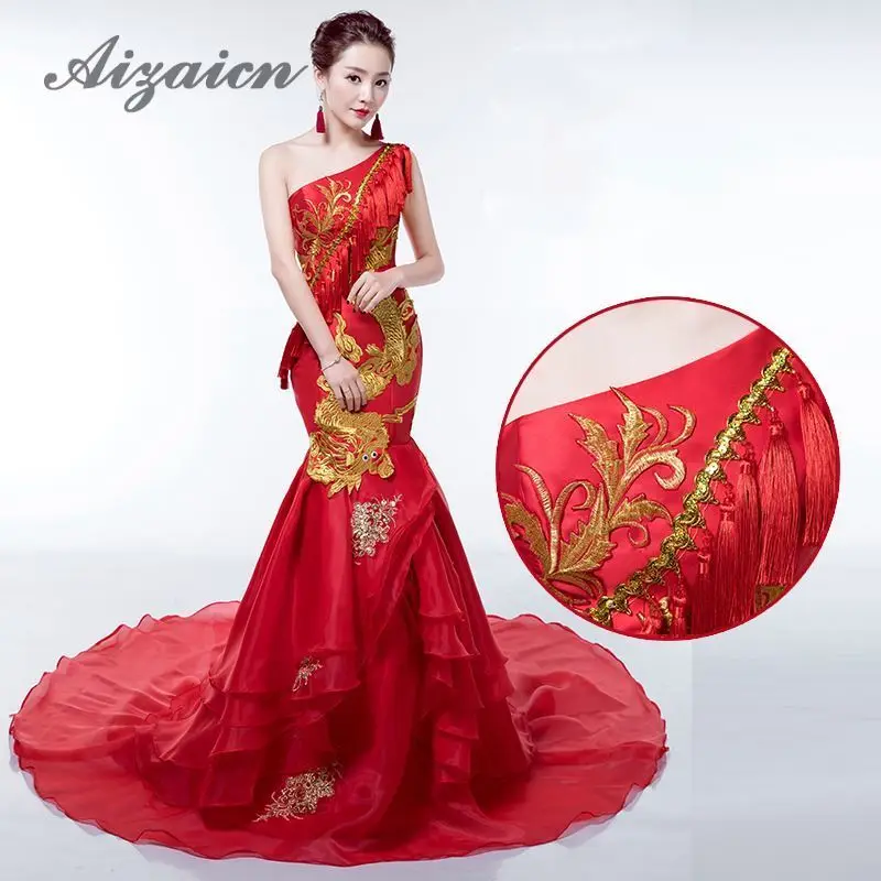 

Luxury Red Tailing Evening Dress Elegant Fashion Show Embroidery Gold Phoenix Cheongsam Dresses Traditional Chinese Wedding Gown