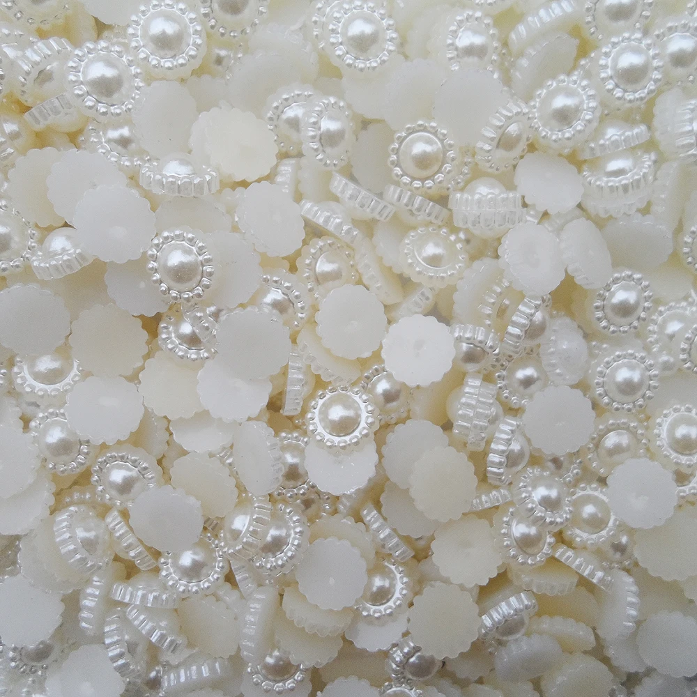 

Free shipping 50pcs/lot (17*17MM) DIY plastic accessories white sunflower beads half round plastic Imitation pearl flower beads