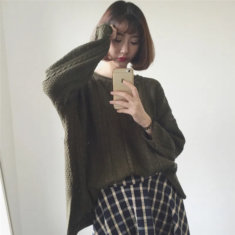 

NORMOV Fashion Women Autumn And Winter Sweater Long-Aleeved Bat Sleeve Thickened Loose Pullover Knitted Solid Student Sweater
