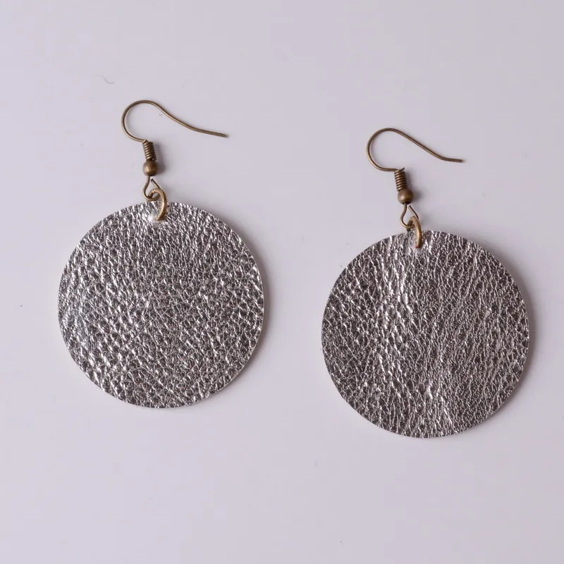 silver Женские круглые серьги из искусственной кожи, блестящие серьги ручной работы, большие висячие серьги, ювелирные изделия в античном стиле JE0605 - Окраска металла: silver