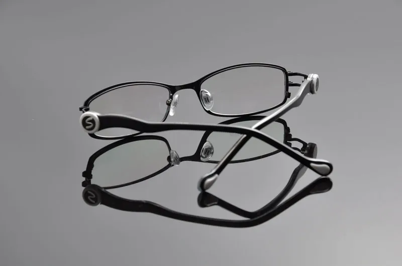 

New Fashion Women reading glasses strength +1.00-+4.00 gafas de lectura 51-17-135 Reading glasses 200 Presbyopia lensEV1147