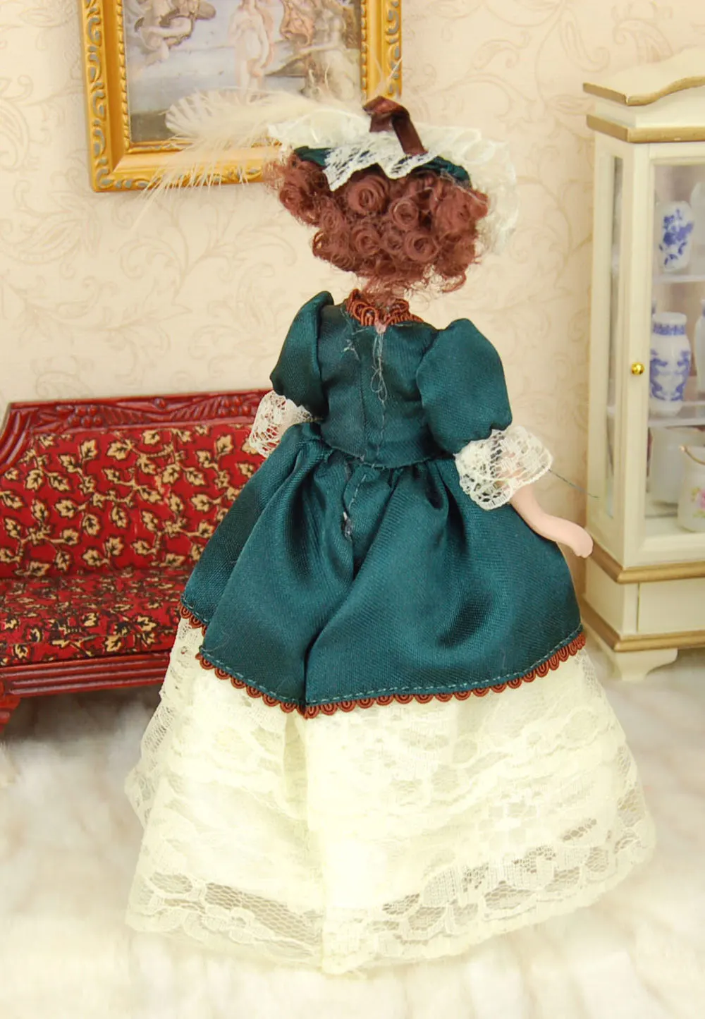 Миниатюрные Мини куклы для кукольного домика 6 7 дюйма 1:12 с зеленой юбкой в стиле