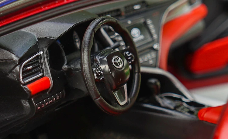 1:18,, TOYOTA CAMRY, новая спортивная версия, модель из сплава, имитация металла, литье под давлением, модель автомобиля, Изысканные Подарки