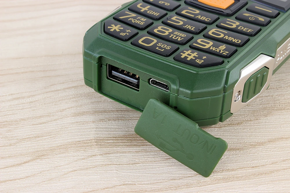 Открытый прочный ударопрочный мобильный телефон Powerbank Разблокировка мобильного телефона с УВЧ аппаратная рация Intercom Зажим для ремня