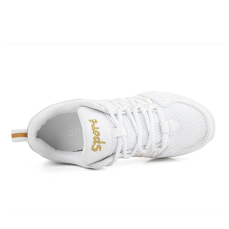 Женские кроссовки для танцев белые с мягкой подошвой спортивные сетчатые