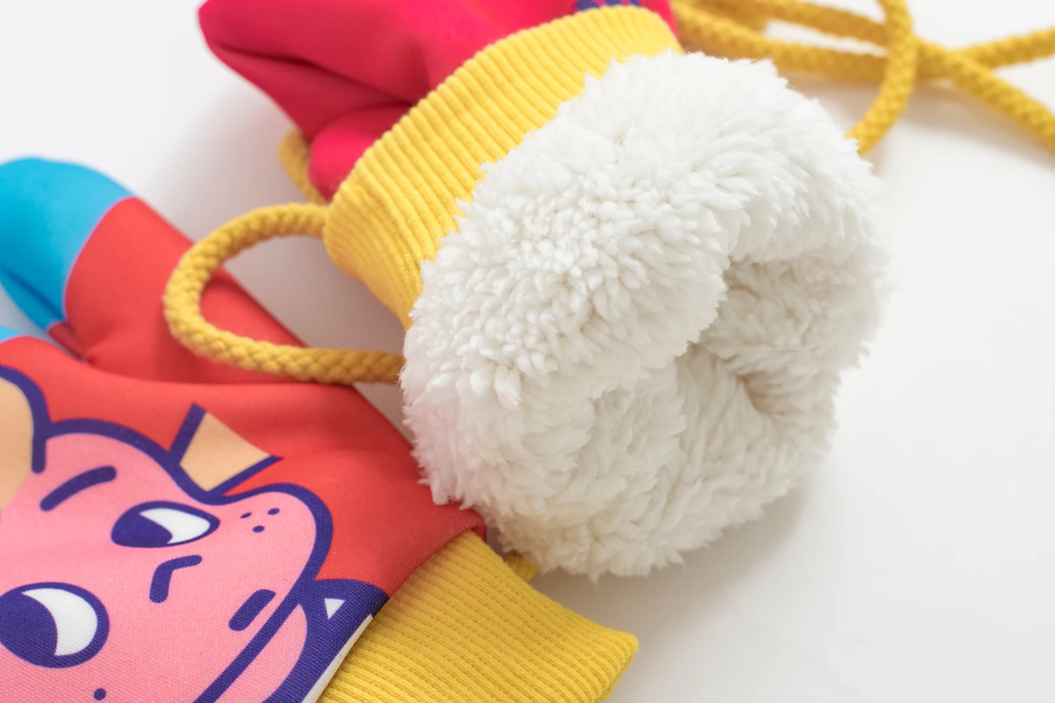 Новинка 2019 игривые теплые зимние перчатки уплотненные бархатные женские варежки