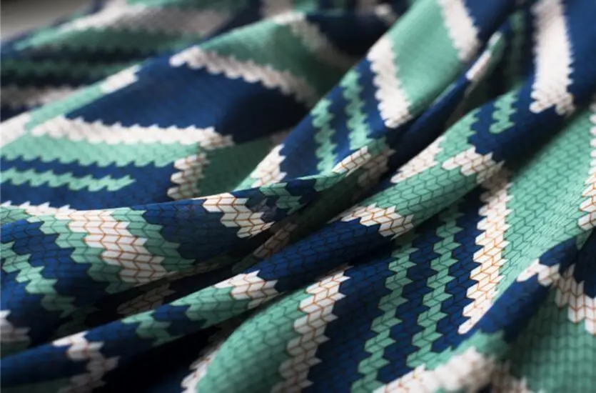 2018 Новое Женское пляжное платье сексуальное длинное с v образным вырезом Модная