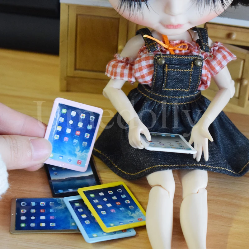 Миниатюрный Кукольный домик миниатюрная мини модель IPAD для Blyth Barbi BJD ролевая