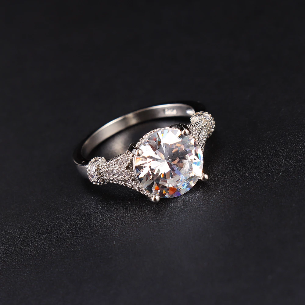 Женское кольцо с 4 когтями модное для помолвки белым кубическим цирконием