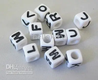 

1900PCS white/black cube alphabet beads 7mm#18711