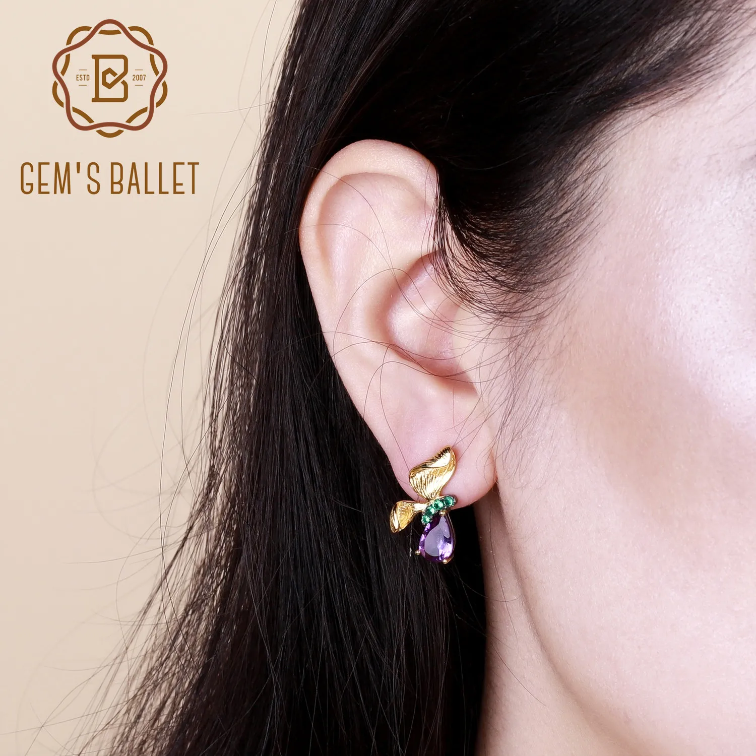 Серьги гвоздики женские из серебра 925 пробы с натуральным аметистом